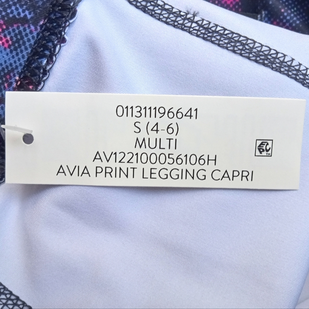 NWT Avia Capri Leggings size S (4-6) - Picture 11 of 11
